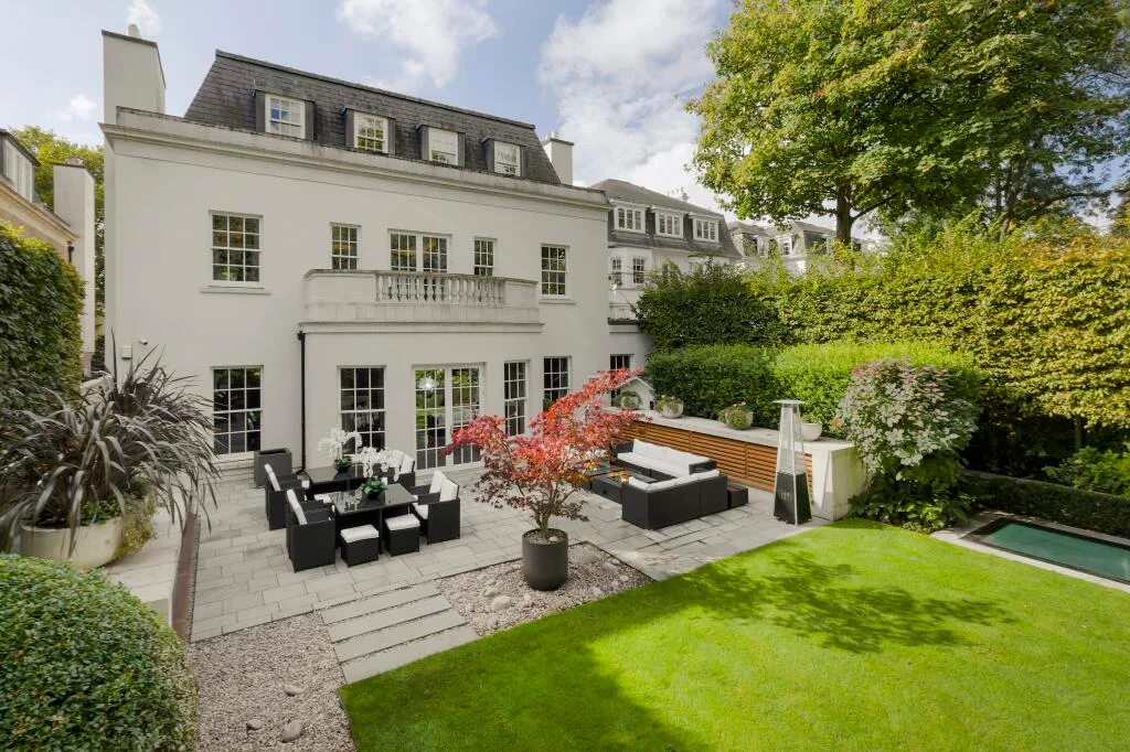 62080_UK-S-44837_IMG_06_0000